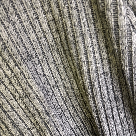 Vintage Men's V-Neck Sweater XL in Gray NWT - Picture 4 of 4